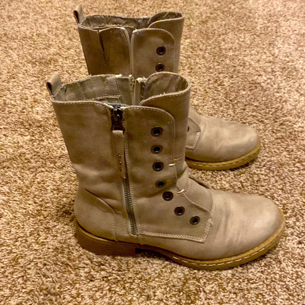 Fall Boots Size 7 Perfect Condition